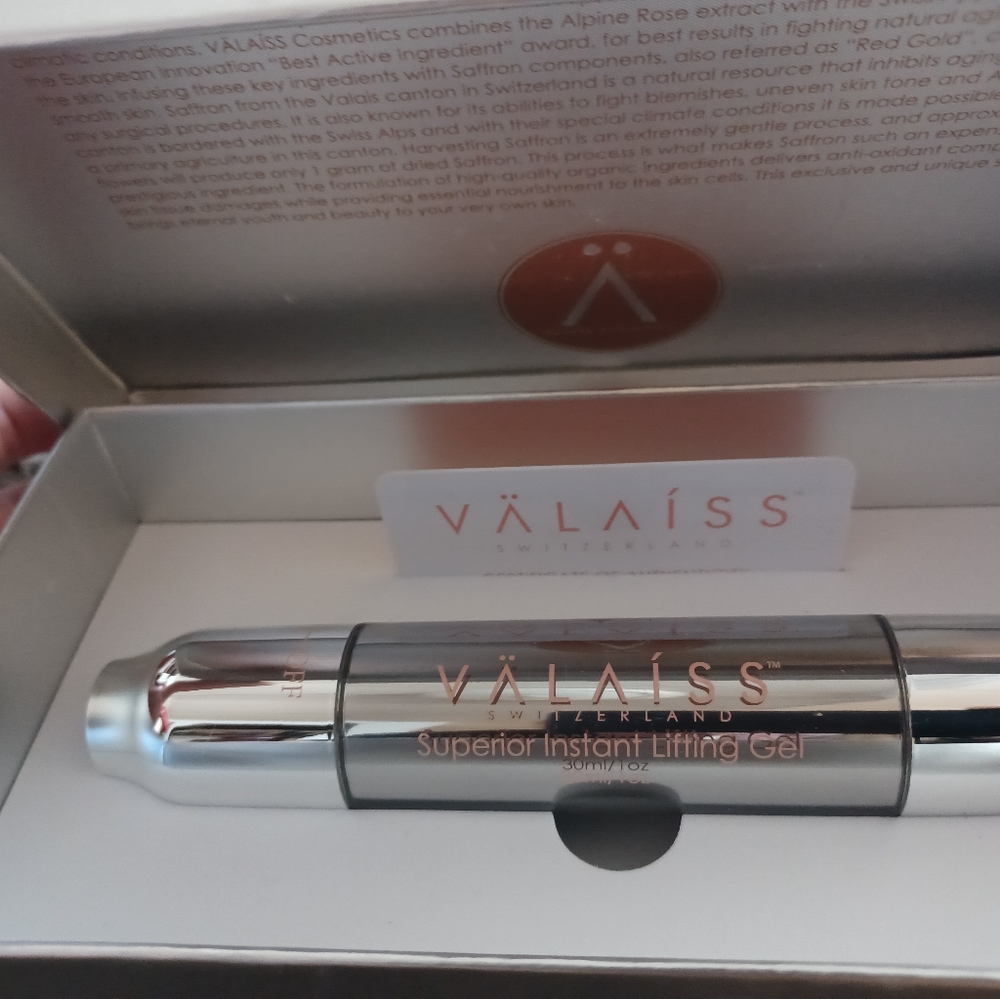 Valaiss superior instant lifting serum